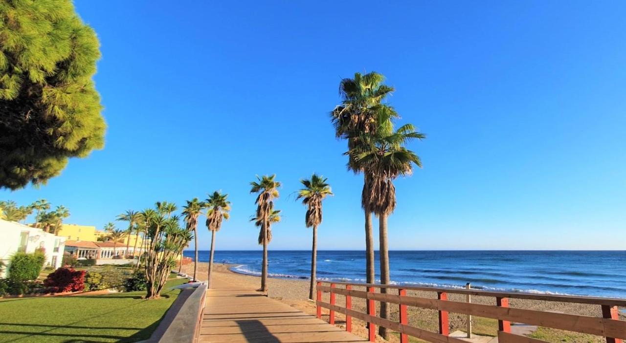 Miraflores, Beach Apartment, Apartamento En La Playa ! La Cala De Mijas Kültér fotó