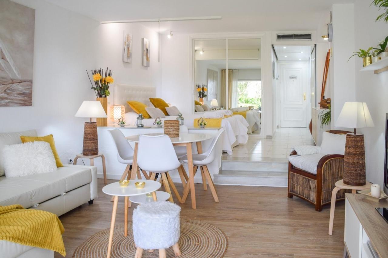 Miraflores, Beach Apartment, Apartamento En La Playa ! La Cala De Mijas Kültér fotó